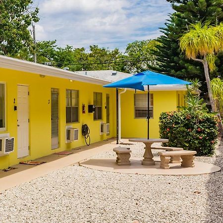 Beautiful Old Apartment With Beach Gear Fort Lauderdale Exterior foto