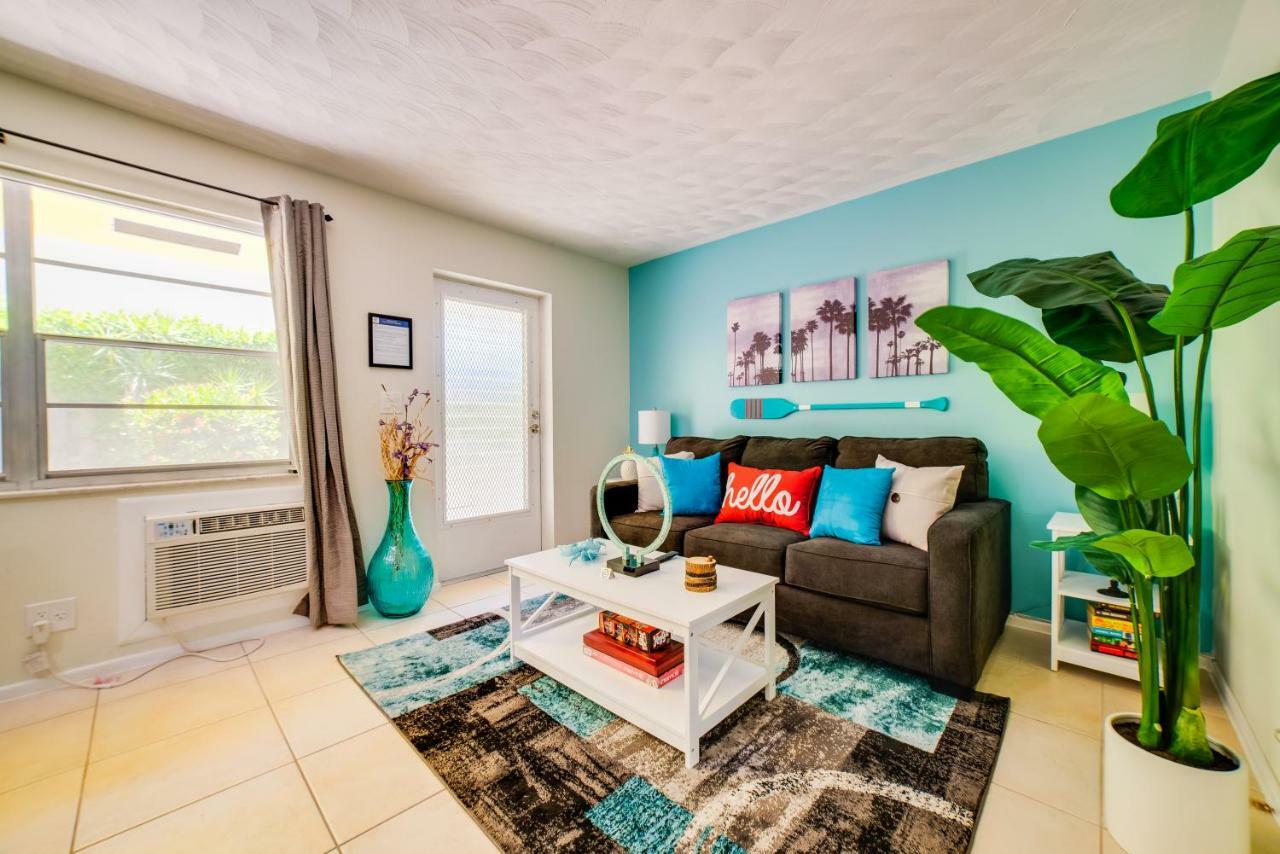 Beautiful Old Apartment With Beach Gear Fort Lauderdale Cameră foto