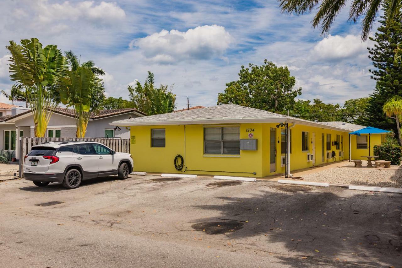 Beautiful Old Apartment With Beach Gear Fort Lauderdale Exterior foto